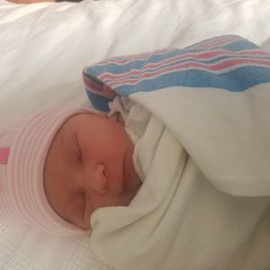 Meet your Posher, Jesua valencia